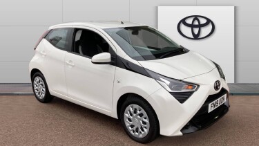 Toyota Aygo 1.0 VVT-i X-Play 5dr Petrol Hatchback